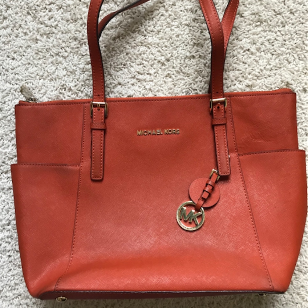 Michael Kors large tote BARELY USED